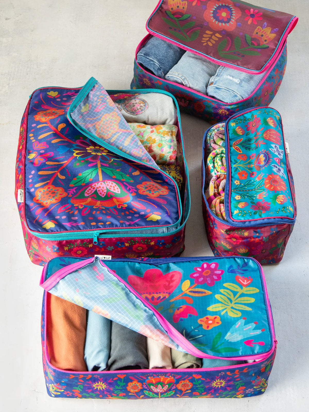 Travel Packing Cubes. Set of 4 - Multi Folk Flower