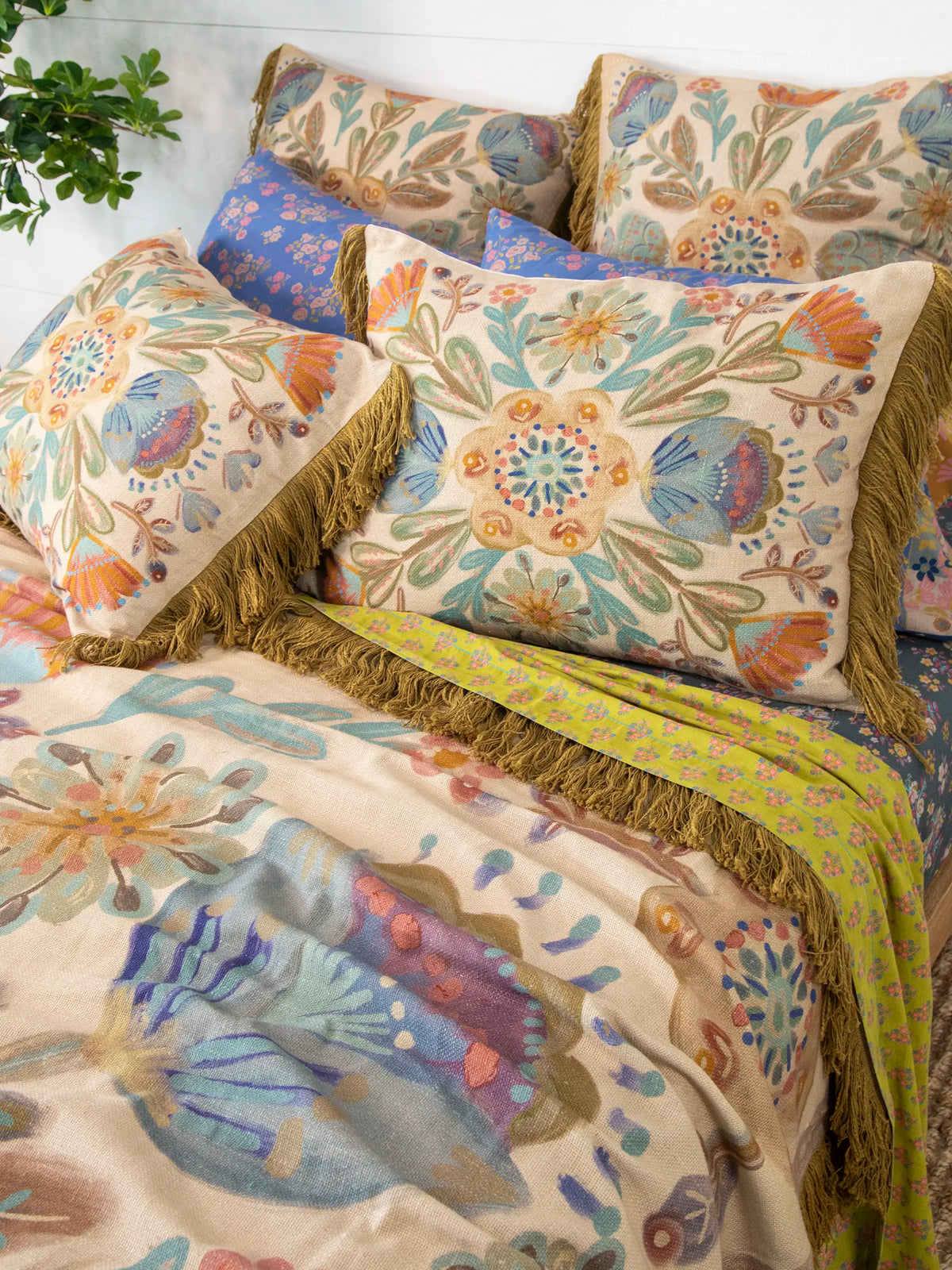 Boho Fringe Bedspread - Cream Mandala