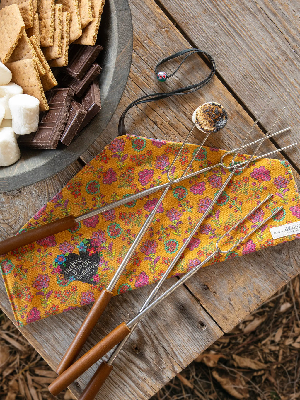 Campfire Extendable Roasting Sticks. Set of 4 - S'more Memories